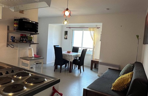 Arette Apartamento | Apartment with balcony 150m from the slopes