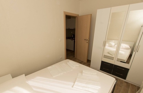 Ratac Villa | Apartamento con piscina comunitaria MAMATO-A5