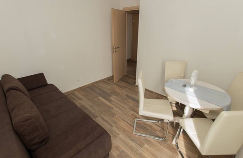 Ratac Villa | Apartamento con piscina comunitaria MAMATO-A8