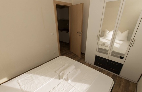 Ratac Villa | Apartamento con piscina comunitaria MAMATO-A8