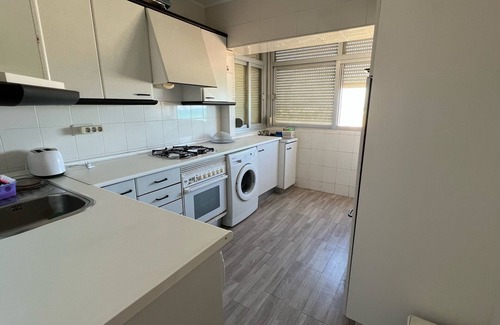 Pobles del Sud Apartamento | Apartment with direct access to the beach