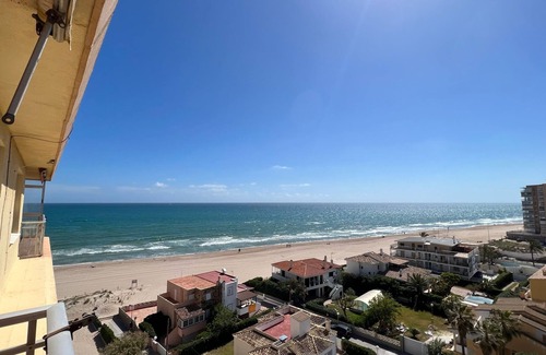 Pobles del Sud Apartamento | Apartment with direct access to the beach
