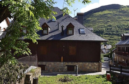 Vielha e Mijaran Apartamento | Apartamento con chimenea en Vielha-Baqueira ideal familias