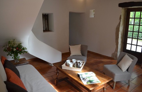 Aix-en-Provence Casa | Apartamento con jardín y piscina en una casa de campo provenzal