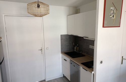Tamaris Apartamento | Apartment with pool near the beach