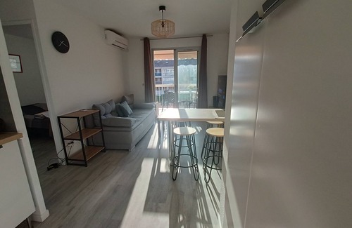 Tamaris Apartamento | Apartment with pool near the beach