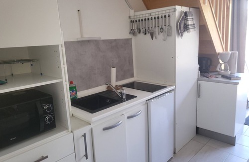 Muides-sur-Loire Casa | Apartment with Private Terrace, Wi-Fi and Air Conditioning