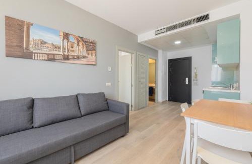 Bormujos Apartamento | Apartment with free parking and pool