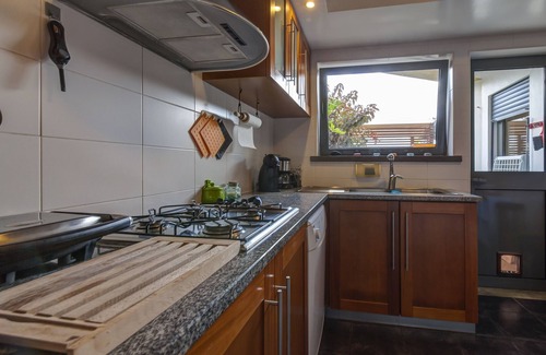 Lagoa Apartamento | Apartamento con jardín y jacuzzi. Vista al mar Totalmente equipado