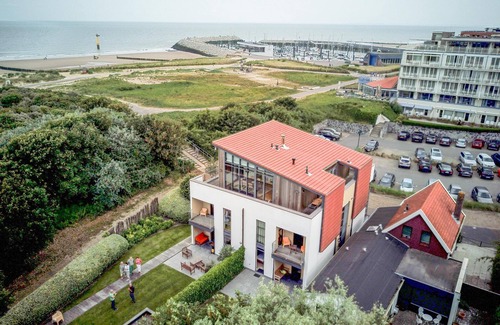 Cadzand-Bad Apartamento | Apartment with garden directly at the beach