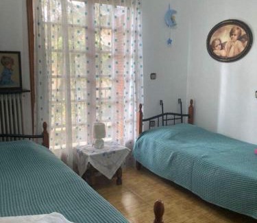 Lokroi Apartamento | Apartment with Garden