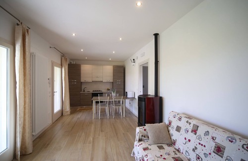 Crespano del Grappa Apartamento | APARTAMENTO JARDIN Ver cuenta