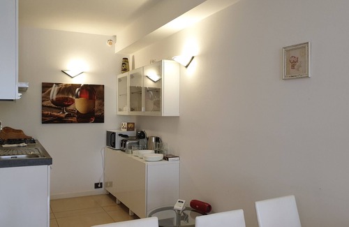 Torri del Benaco Apartamento | Apartamento con hermosa vista al lago