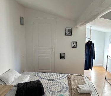 Talence Apartamento | Apartment with large terrace in Barrière de Toulouse