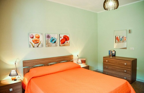 Bosa Apartamento | Apartamento con gran porche ideal para pasar unas maravillosas vacaciones.