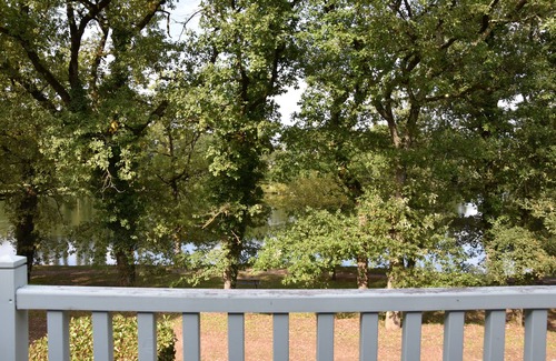 Monflanquin Apartamento | Apartment with magnificent lake view