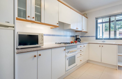 Puerto de Soller Apartamento | Apartamento con vistas a la montaña, Wi-Fi y aire acondicionado.