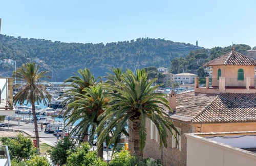 Puerto de Soller Apartamento | Apartamento con vistas a la montaña, Wi-Fi y aire acondicionado.