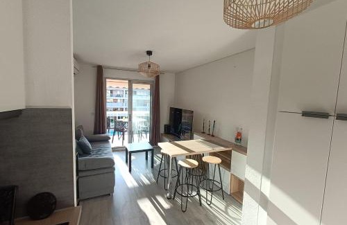 Tamaris Apartamento | Apartment with pool near the beach