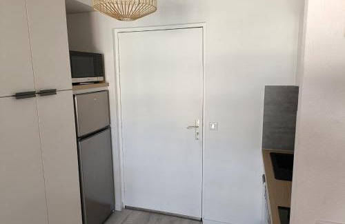 Tamaris Apartamento | Apartment with pool near the beach