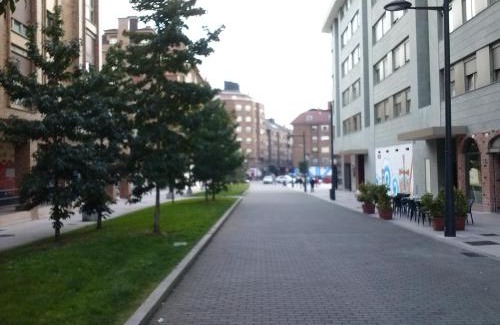 El Cristo y Buenavista Apartamento | Apartment with parking "Hola Oviedo"