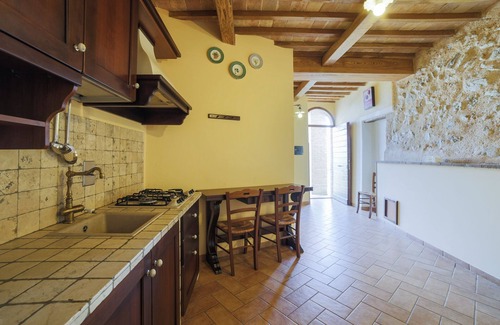 Bovara Apartamento | Apartment with pool 20 minutes' drive from Assisi's historic center