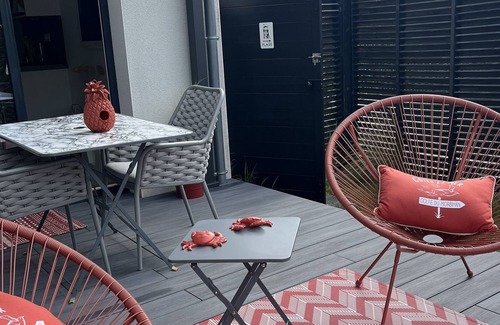Larmor-Baden Apartamento | APARTAMENTO CON JARDÍN Y SPA PRIVADO
