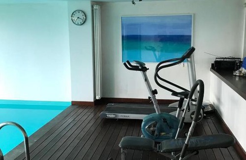 Como Apartamento | Apartment with private pool and garden at Como hills