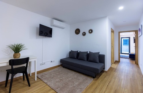 Aveiro Apartamento | Apartment with private patio in the center of Aveiro