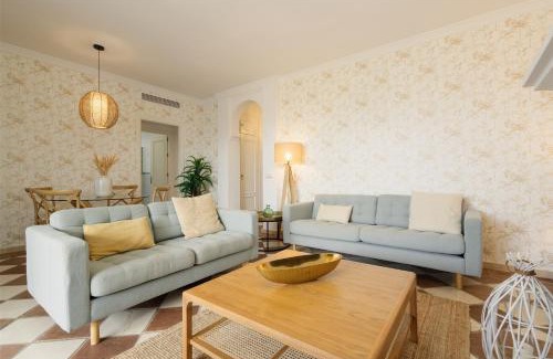 Bahia de Casares Apartamento | Apartment, with private terrace and in beachfront urbanization with heated pool, in Casares Costa