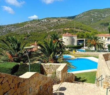 Alcossebre Apartamento | Apartment with sea view and pool
