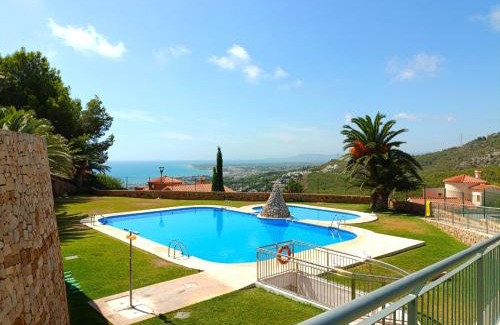 Alcossebre Apartamento | Apartment with sea view and pool