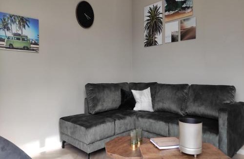 Lathum Chalet De Esquí | Apartment with Sauna and Terrace in Gelderland