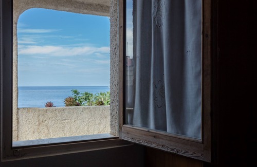 S'Archittu Apartamento | Apartamento con vistas al mar terraza