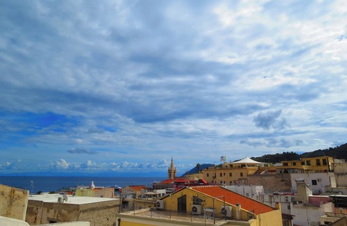 Lipari Historic Centre Apartamento | Apartamento con vistas al mar