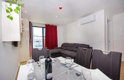 Dugis Apartamento | Apartment with shared rooftop pool