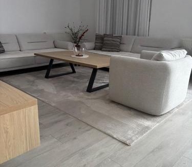 Gjilan Apartamento | Apartment with style