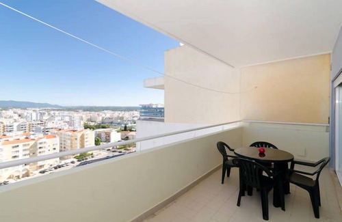 Portimao Apartamento | Apartamento con piscina / WIFI cerca de la playa y del centro de Portimao