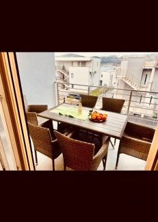 Okrug Gornji Apartamento | Apartment with swimming pool Lagotto