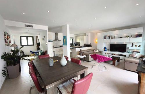 Albitreccia Apartamento | Apartment with terrace close to the beach