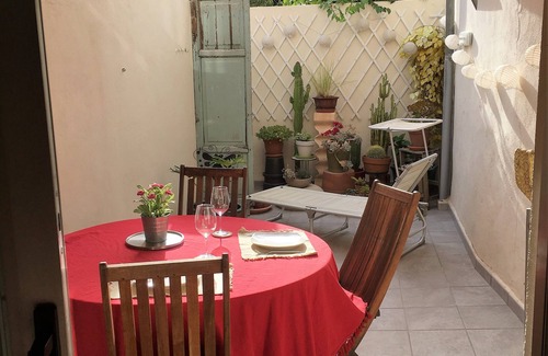 El Pilar Apartamento | Piso con Terraza a 2 pasos del Mercado Central Licencia Oficial VT-42444-V2