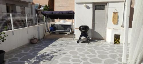 Peiraiki Apartamento | Apartment with terrace in Piraiki