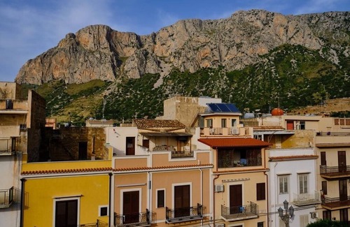 Cinisi Casa | APARTMENT WITH TERRACE 2 KM FROM THE SEA 12 KM AIRPORT