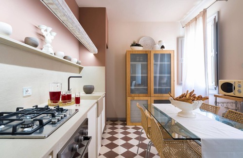 Trapani City Centre Apartamento | Apartment with terrace in the centre, 300 metres from the beach, Trapani