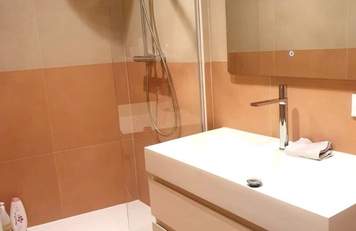 Centre Ville Apartamento | Apartment with terrasse and jacuzzi view on Pyramide