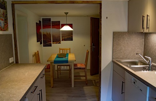 Hirschegg Apartamento | Alquiler-mit Garten-und Bergblick-Terraza-Baño Privado