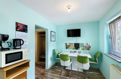 Markt Erlbach Apartamento | Apartamento 'Wohnung 17' con terraza privada, jardín compartido y Wi-Fi