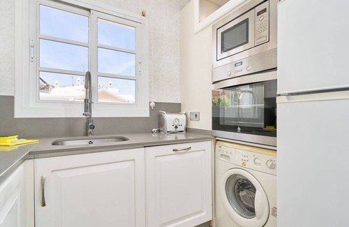 Nerja Apartamento | "Wonderful Penthouse" con jardín, terraza, Wi-Fi y A/C