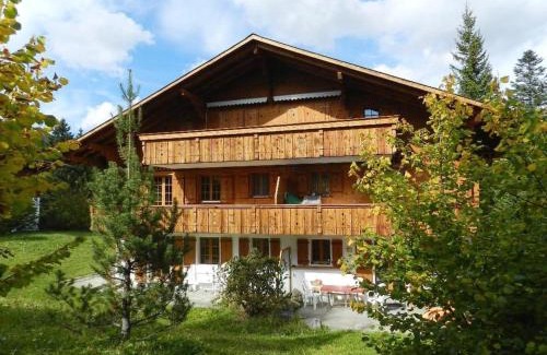 Saanenmoeser Apartamento | Apartment Zapfe - Küenzi by Interhome