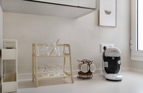 Cadiz Apartamento | Apartamento 'Zurbarán' con balcón, Wi-Fi y aire acondicionado